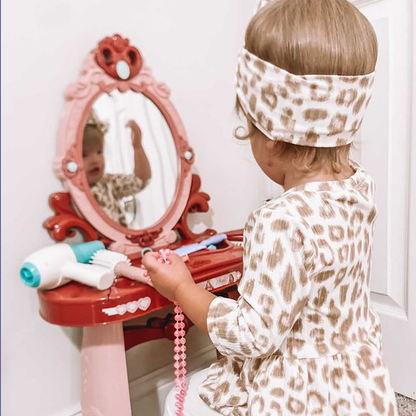 女孩梳妝台化妝美髮套裝帶鏡子和凳子